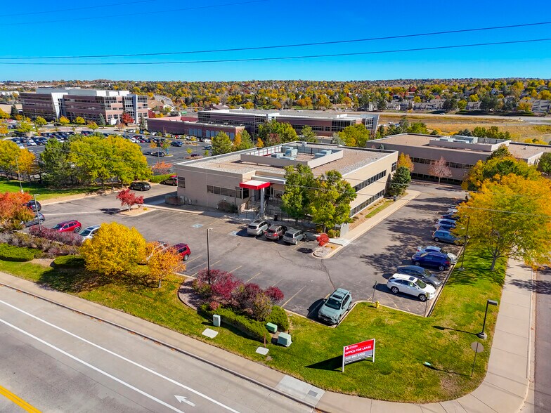 9088 S Ridgeline Blvd, Highlands Ranch, CO à louer - Photo du bâtiment - Image 2 de 9