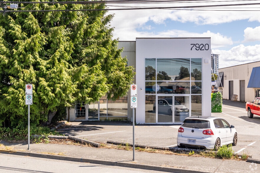 7920 River Rd, Richmond, BC for lease - Building Photo - Image 2 of 3