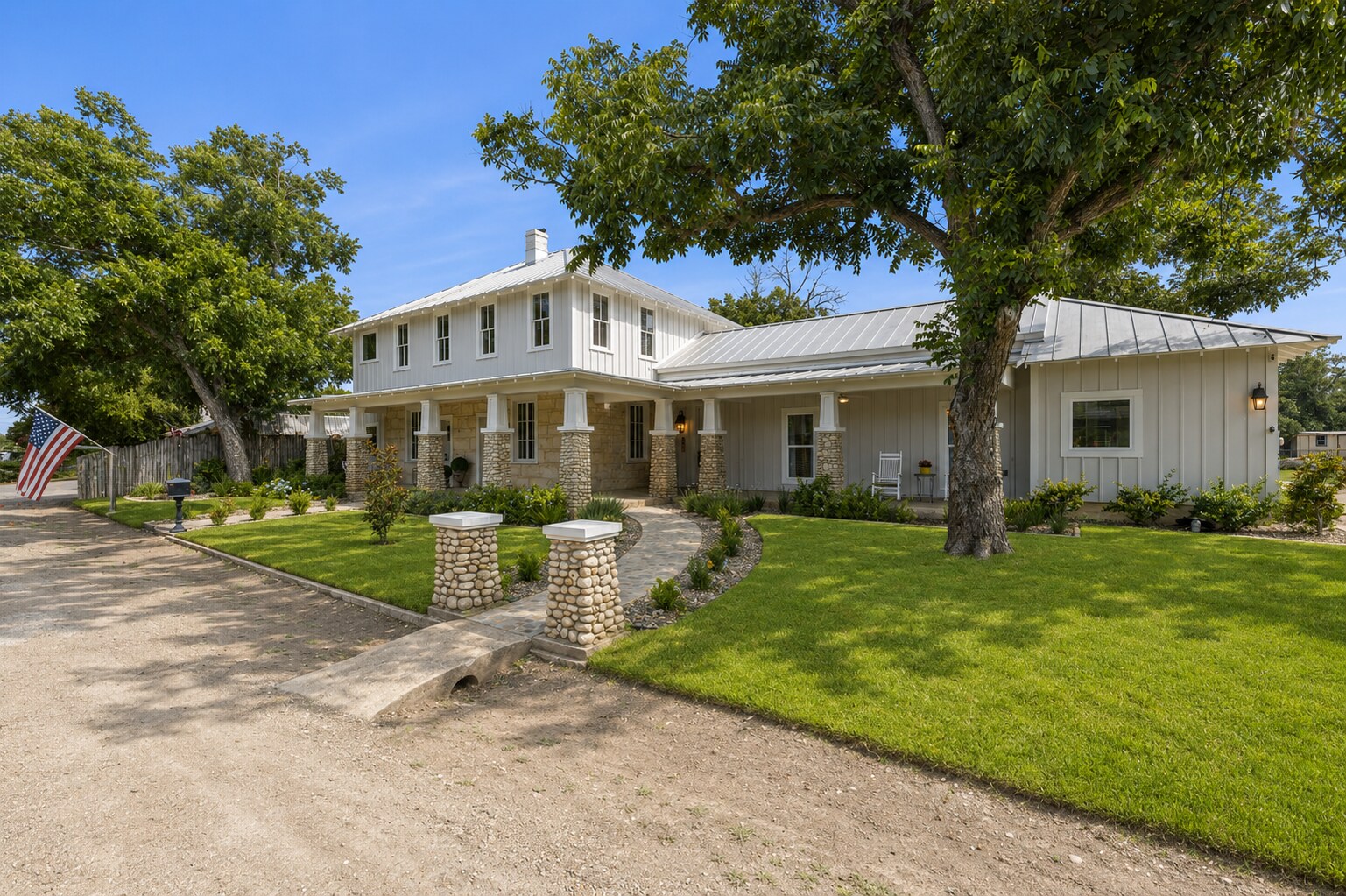 824 High St, Comfort, TX à vendre Photo du bâtiment- Image 1 de 64