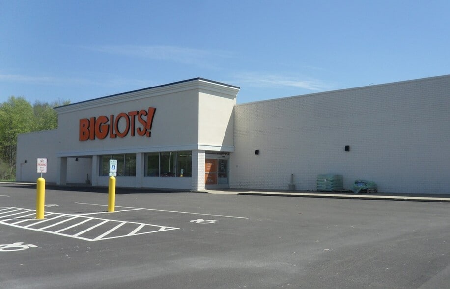 2221 Main St, Collins, NY for lease - Building Photo - Image 2 of 4