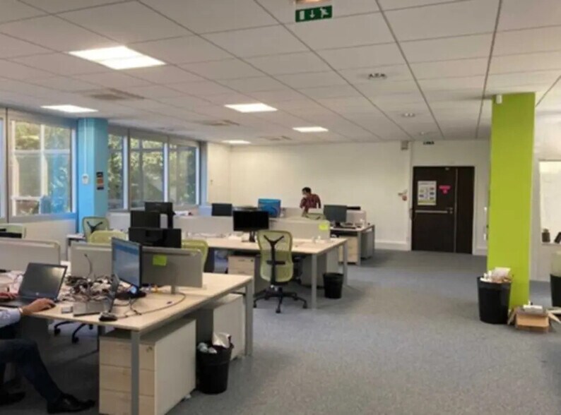 Bureau dans Meudon à louer - Photo intérieure - Image 3 de 7