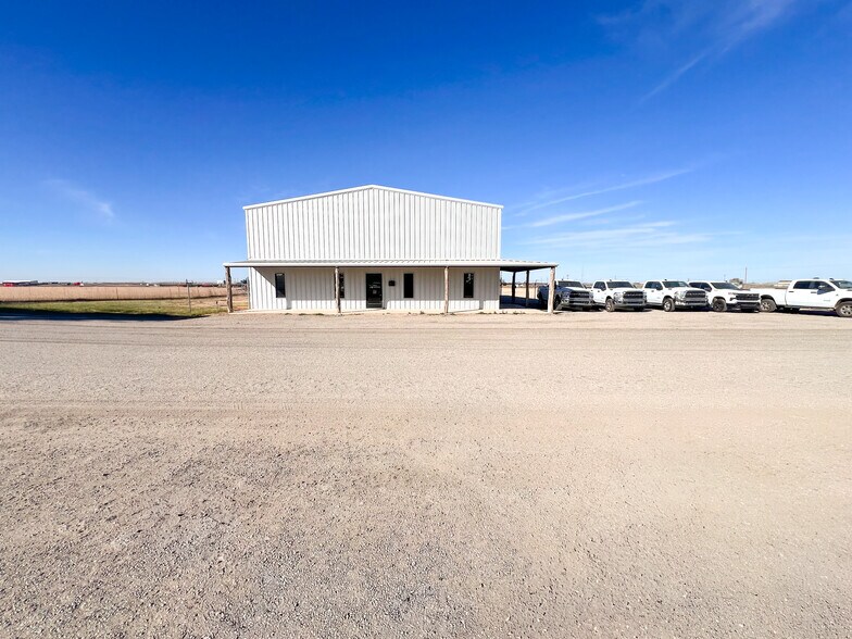 4916 E State Highway 158, Midland, TX à louer - Photo du bâtiment - Image 2 de 23