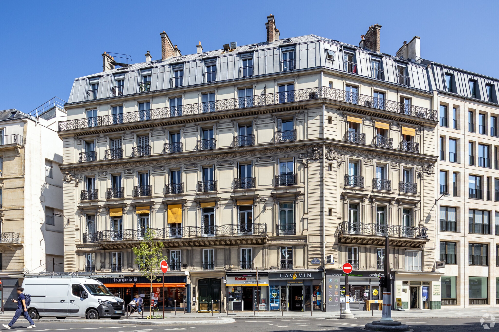 Rue De Châteaudun, Paris à louer Photo principale- Image 1 de 11