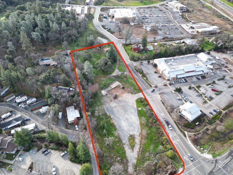 21515 Higgins Rd, Auburn, CA à vendre - Photo du bâtiment - Image 3 de 7