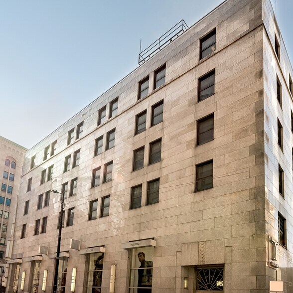 1400 Rue Metcalfe, Montréal, QC for sale - Primary Photo - Image 1 of 1