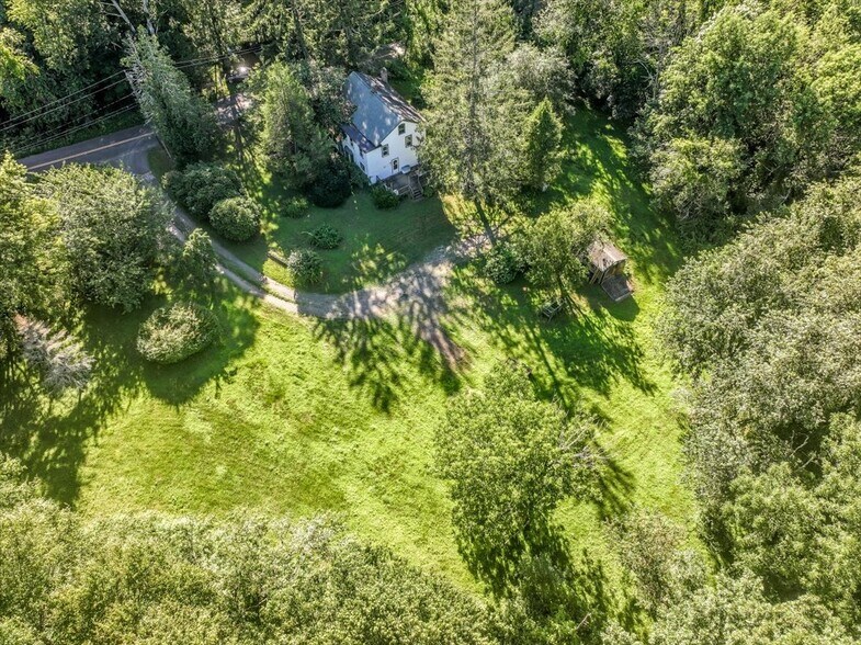 16 Farrell Rd, Newtown, CT à vendre - Aérien - Image 3 de 7