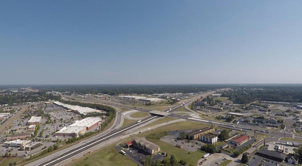 I-40 Byp, Jackson, TN à vendre - Photo principale - Image 1 de 1