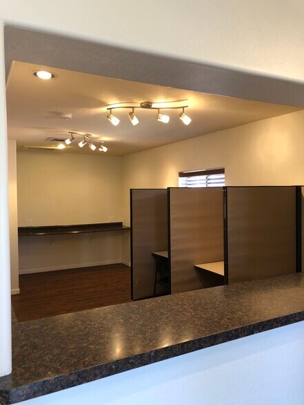1137 W McDowell Rd, Phoenix, AZ à louer - Photo du bâtiment - Image 3 de 6