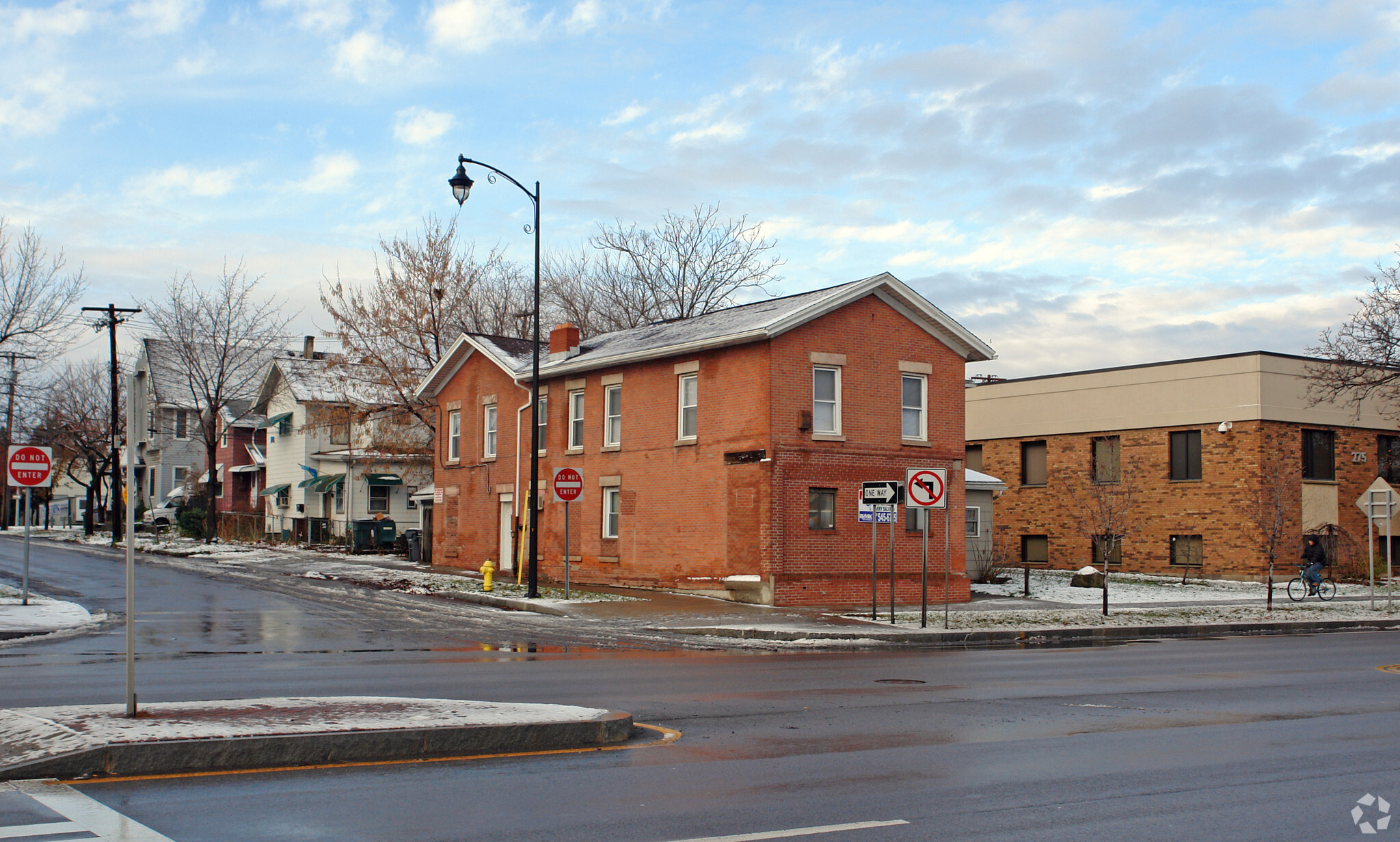 271-273 Lake Ave, Rochester, NY à vendre Photo principale- Image 1 de 1