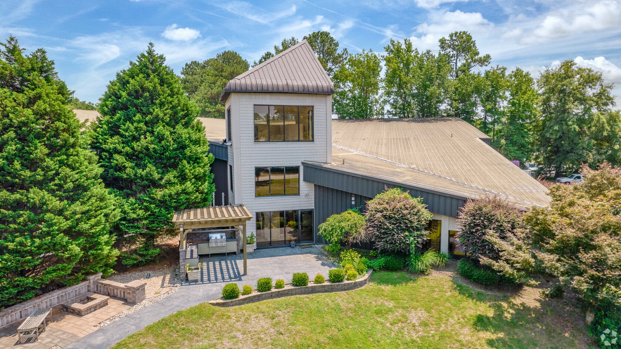 825 W Professional Pl, Chesapeake, VA for lease Primary Photo- Image 1 of 7