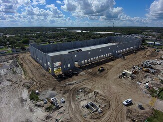 Plus de détails pour W Airport Blvd, Sanford, FL - Industriel à louer