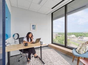 305 E Huntland Dr, Austin, TX for lease Interior Photo- Image 2 of 6