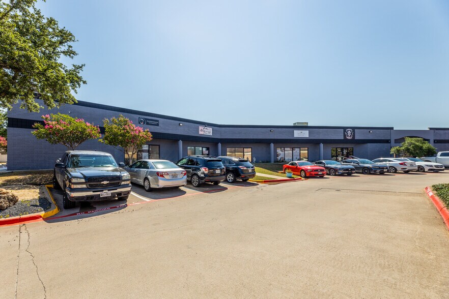 2050 N Plano Rd, Richardson, TX for sale - Building Photo - Image 3 of 5