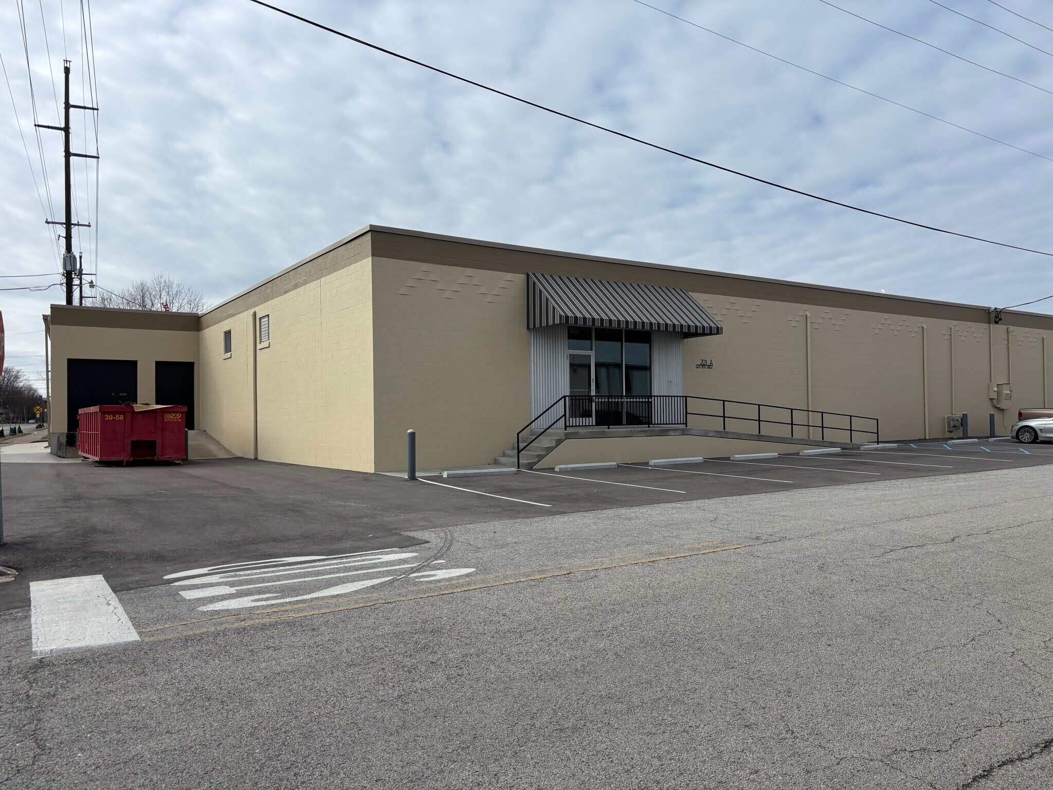 201 E 18th St, New Albany, IN for lease Primary Photo- Image 1 of 2