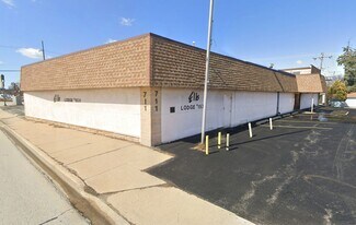 More details for 711 W Saint Charles Rd, Elmhurst, IL - Specialty for Sale