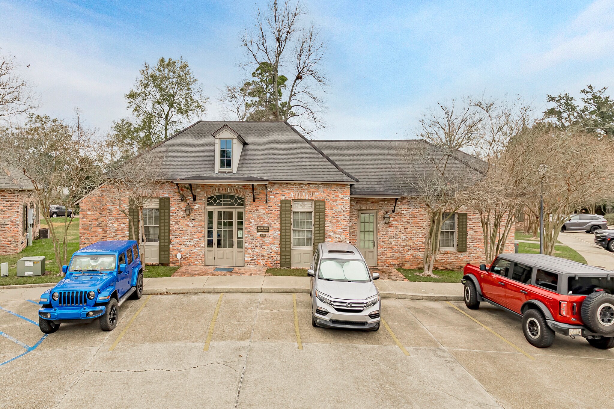 5139 Bluebonnet Blvd, Baton Rouge, LA à louer Photo principale- Image 1 de 15