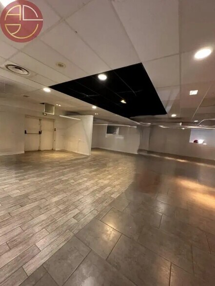 Commerce de détail dans Portet-sur-Garonne à louer - Photo du bâtiment - Image 2 de 10