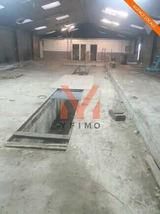 Plus de détails pour Local d'activités à louer