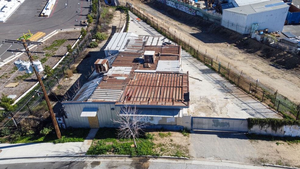 2710 Durahart St, Riverside, CA for sale - Building Photo - Image 3 of 7