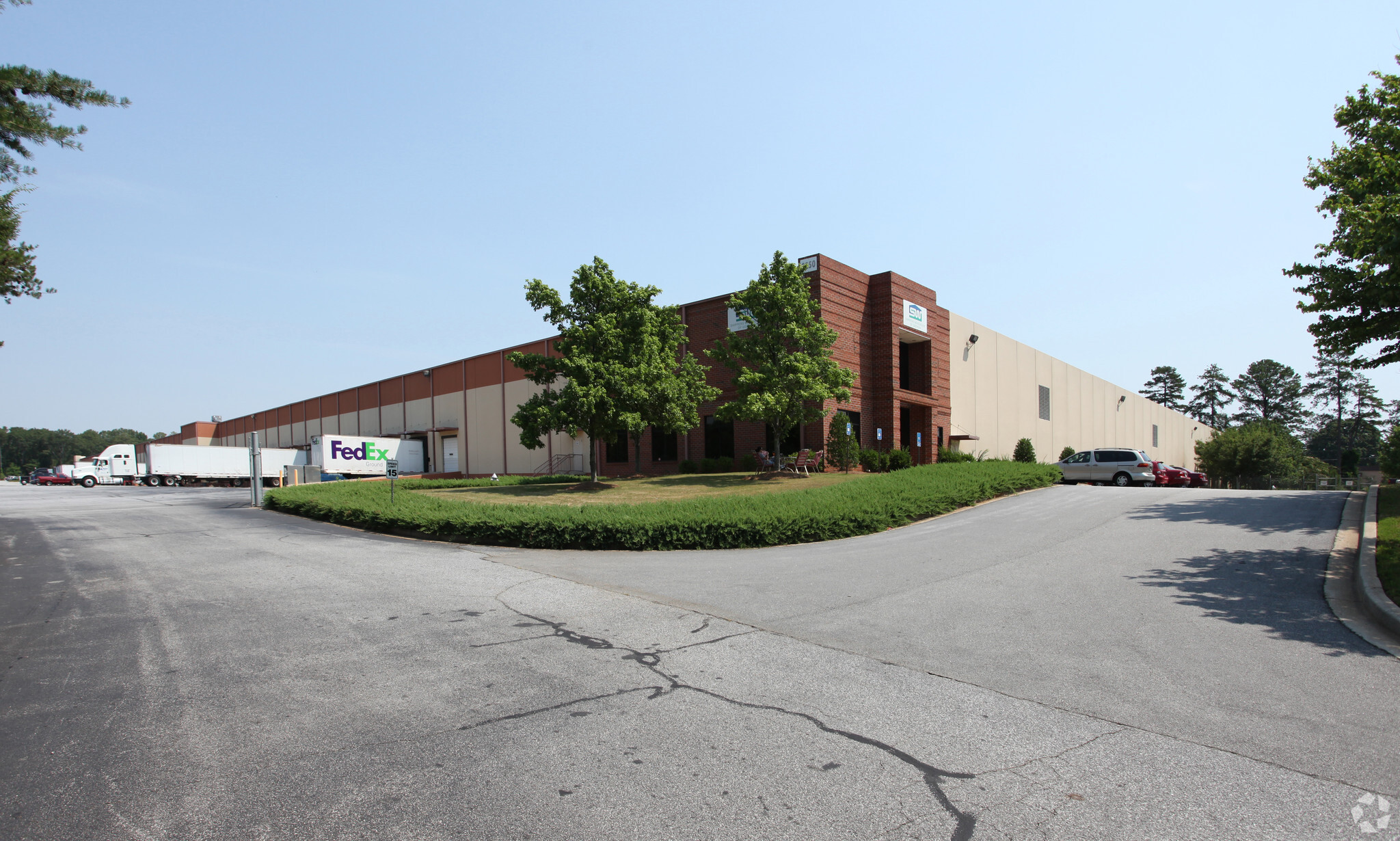 9250 S Main St, Jonesboro, GA for lease Building Photo- Image 1 of 11