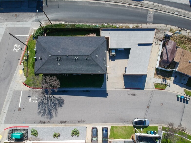 2445 Winthrop Dr, Alhambra, CA for sale - Building Photo - Image 2 of 8