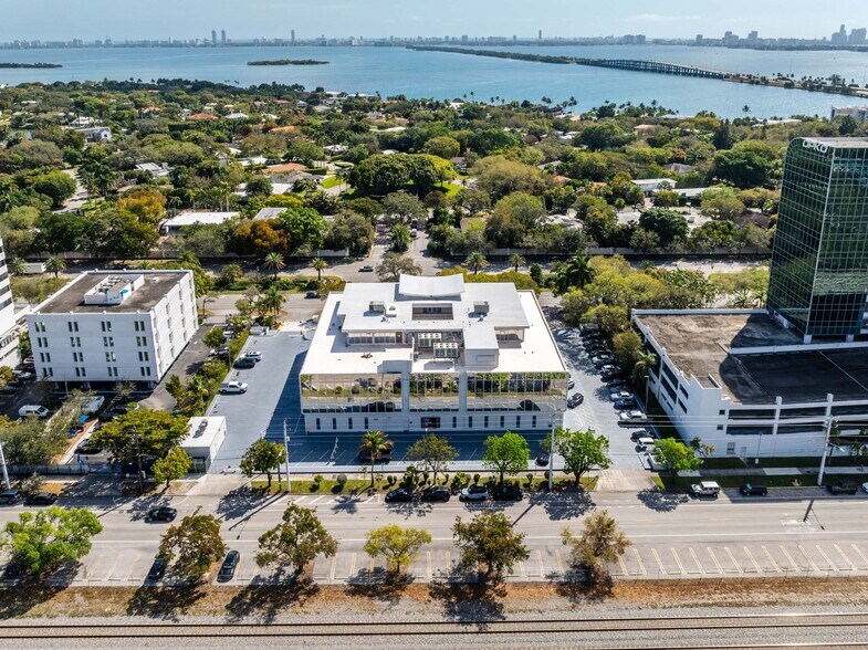 4500 Biscayne Blvd, Miami, FL à vendre - Photo du bâtiment - Image 2 de 21