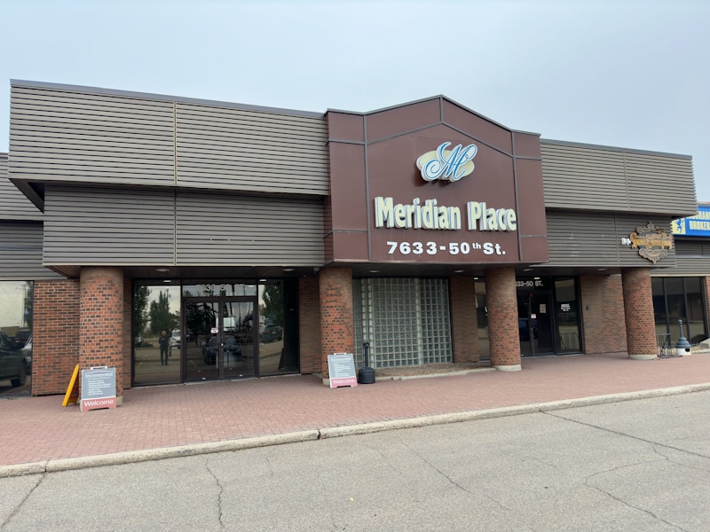 7633 50th St, Edmonton, AB for lease Interior Photo- Image 1 of 8