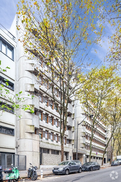 62 bis Rue de Mouzaïa, Paris for lease - Building Photo - Image 3 of 3