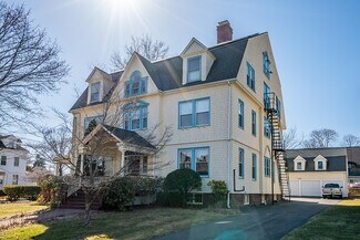 Plus de détails pour 31 S Highland St, West Hartford, CT - Multi-résidentiel à vendre
