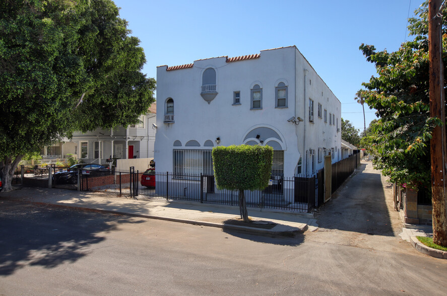 2917 Walton Ave, Los Angeles, CA for sale - Building Photo - Image 2 of 14