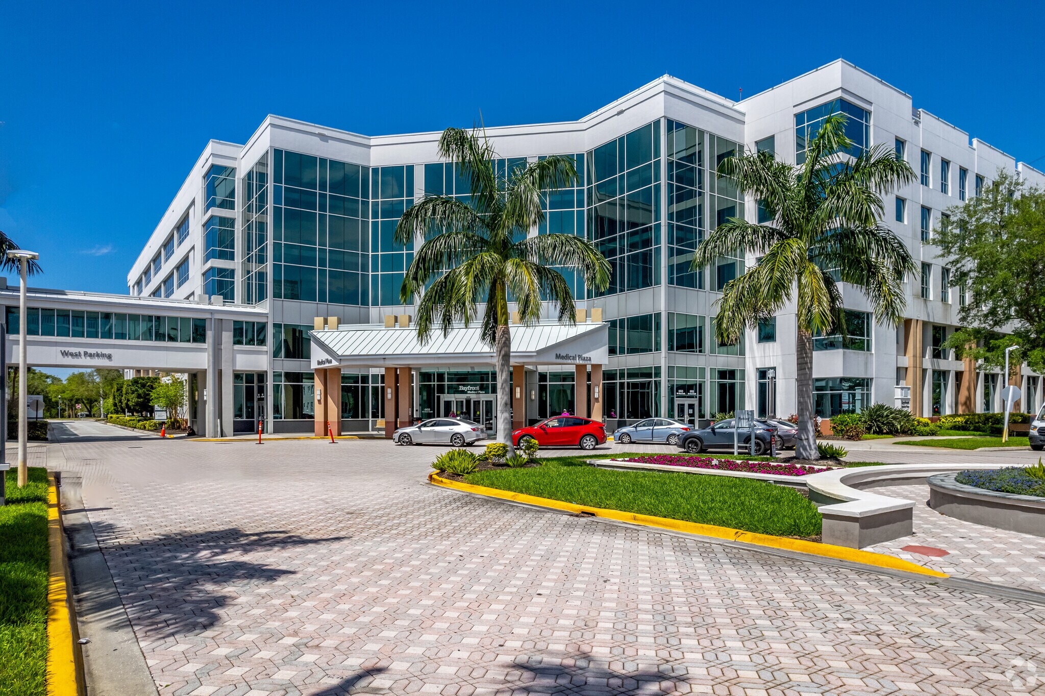 603 7th St S, Saint Petersburg, FL for lease Primary Photo- Image 1 of 14