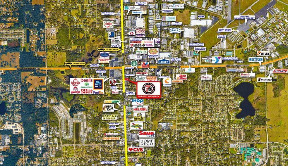 1403 N Woodland Blvd, Deland, FL à vendre - Aérien - Image 3 de 4