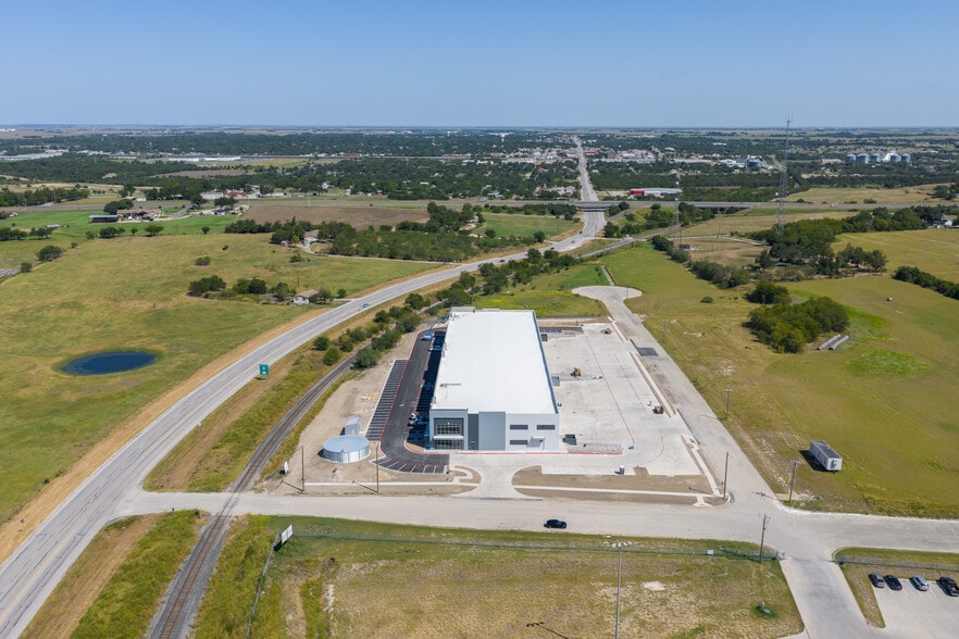 1901 Industrial Dr, Taylor, TX for lease - Aerial - Image 3 of 6