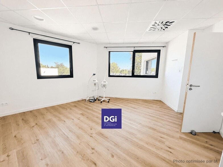 Route De Sauve, Nîmes for lease - Interior Photo - Image 3 of 5