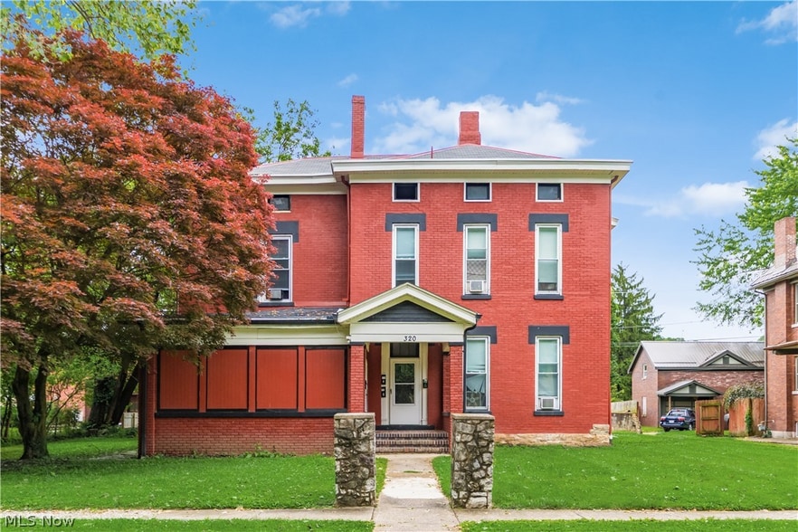320 Woodlawn Ave, Zanesville, OH à vendre - Photo du bâtiment - Image 2 de 16