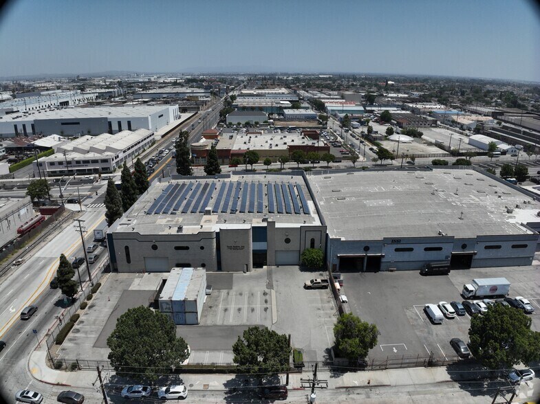 5801 S Alameda St, Los Angeles, CA à vendre - Communauté Matterport - Image 3 de 34