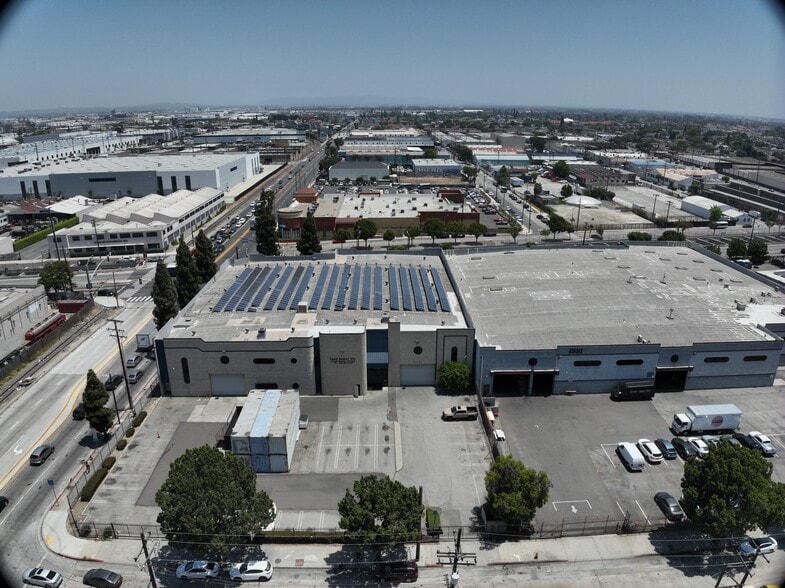 5801 S Alameda St, Los Angeles, CA à vendre - Communauté Matterport - Image 2 de 33