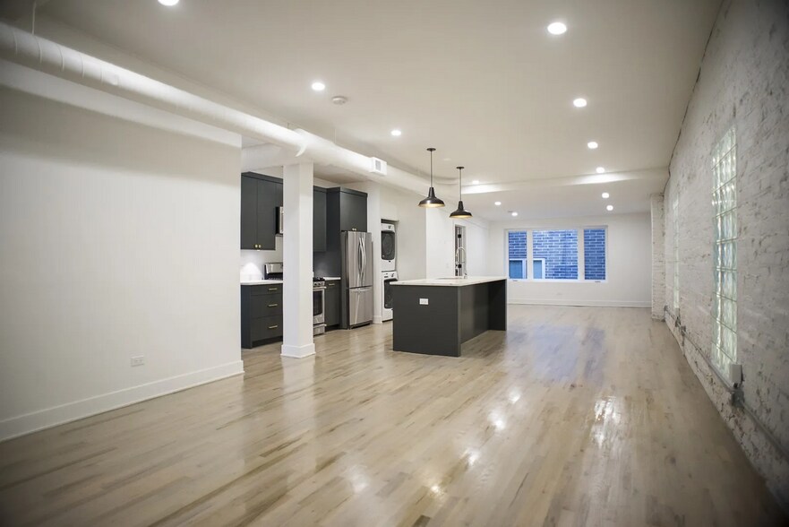 1104 W Madison St, Chicago, IL à vendre - Photo du bâtiment - Image 3 de 5