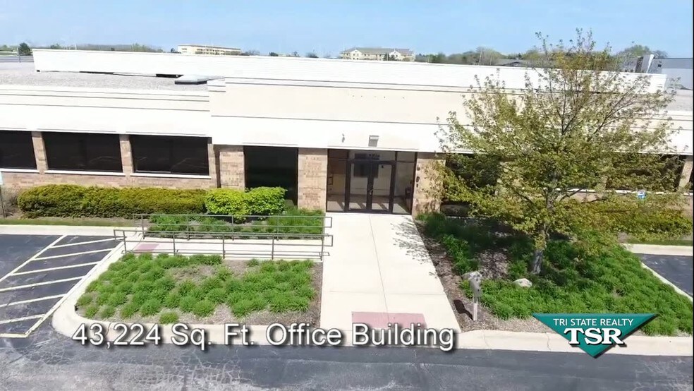 1025 Tri-State Pky, Gurnee, IL à vendre - Vidéo sur l’inscription commerciale - Image 2 de 5
