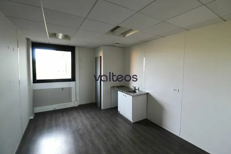 13 Rue André Villet, Toulouse for lease - Interior Photo - Image 3 of 10