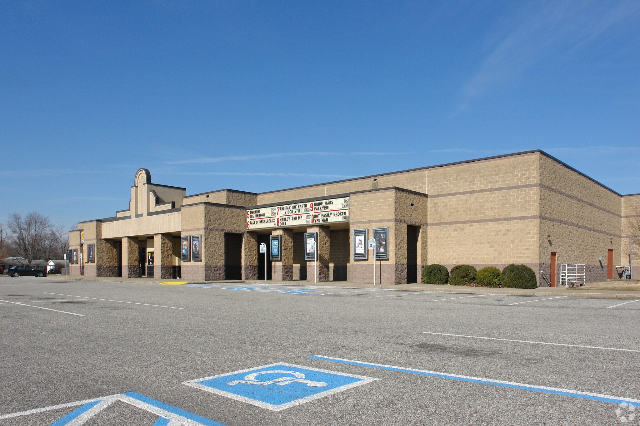 757 E Lewis And Clark Pky, Clarksville, IN à louer Photo principale- Image 1 de 3