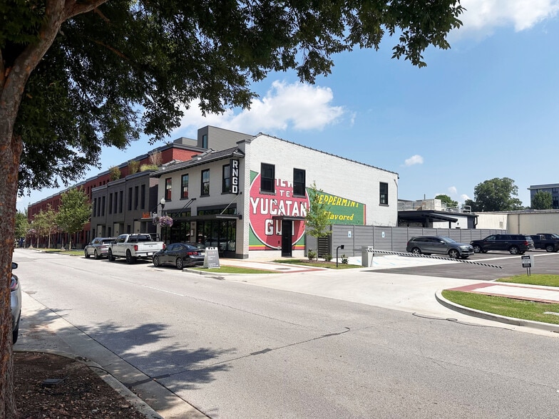 222 Washington St NE, Huntsville, AL for lease - Building Photo - Image 2 of 2