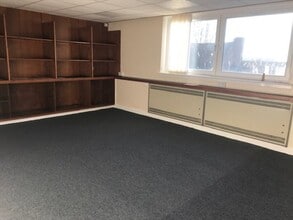 31 Dens Rd, Arbroath for lease Interior Photo- Image 2 of 2