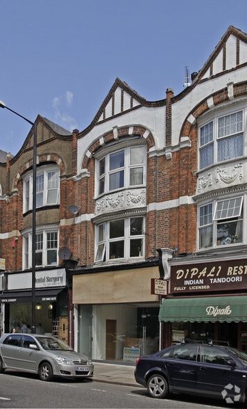 84 Aldermans Hl, London for lease - Primary Photo - Image 1 of 3