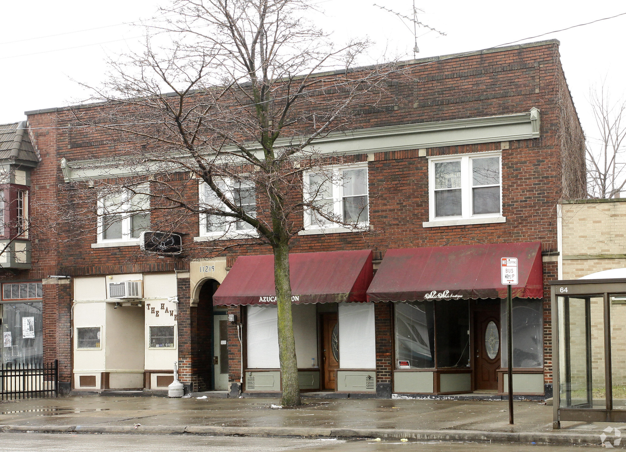 11219 Detroit Ave, Cleveland, OH à vendre Photo principale- Image 1 de 1