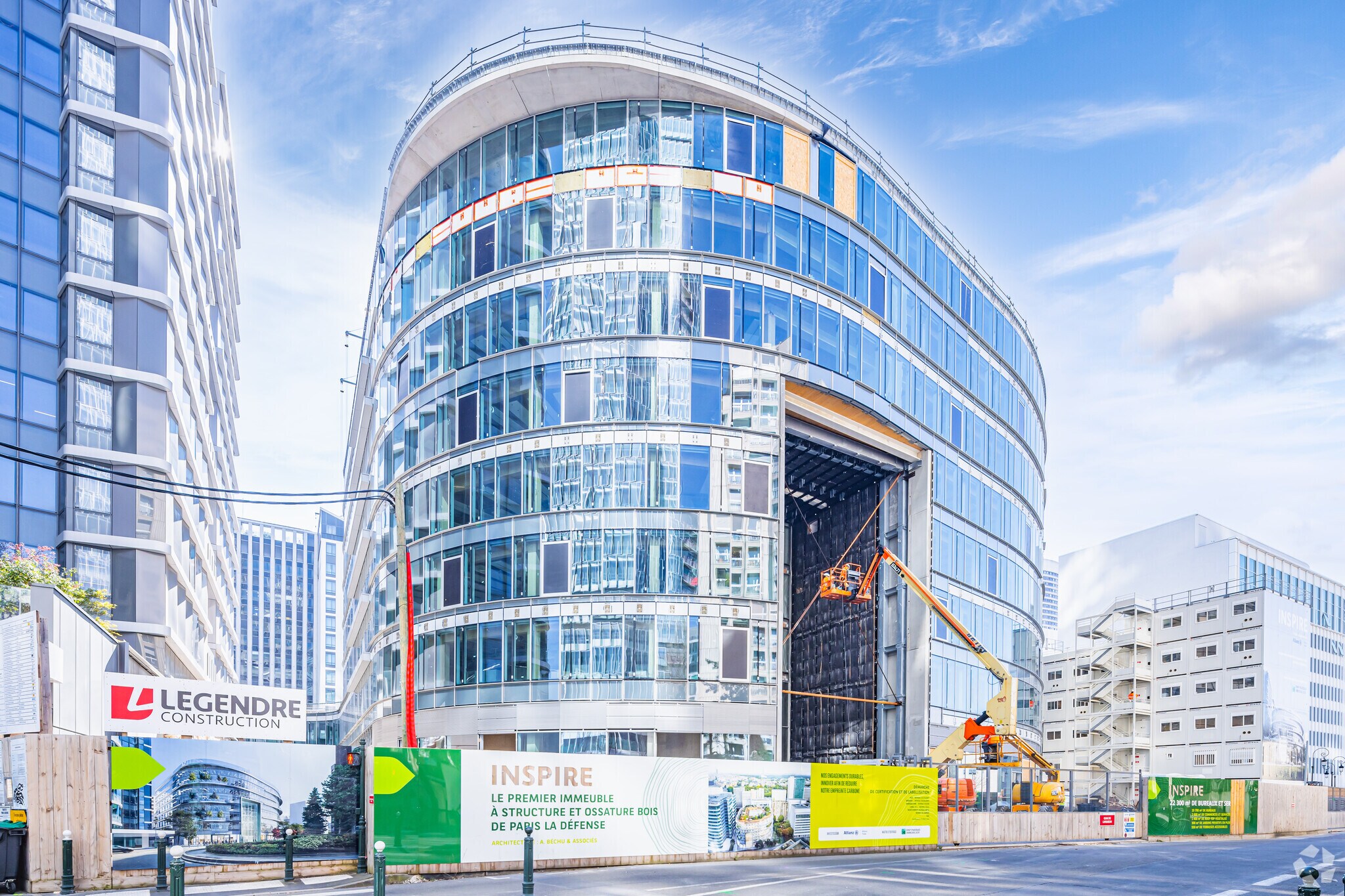 46-52 Rue Arago, Puteaux for lease Building Photo- Image 1 of 12