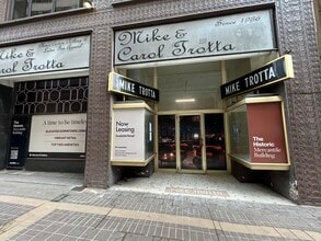 414 Walnut St, Cincinnati, OH for lease Building Photo- Image 2 of 9