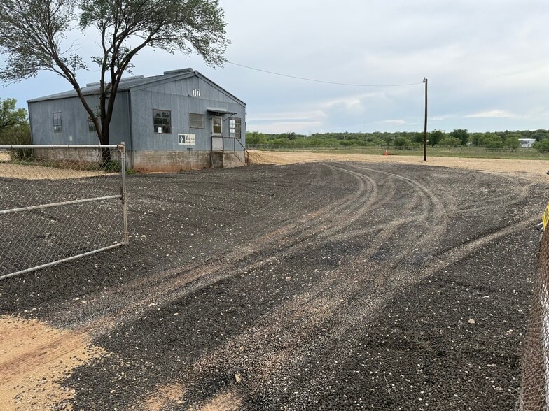 717 Concho St, Colorado City, TX for lease - Building Photo - Image 1 of 8