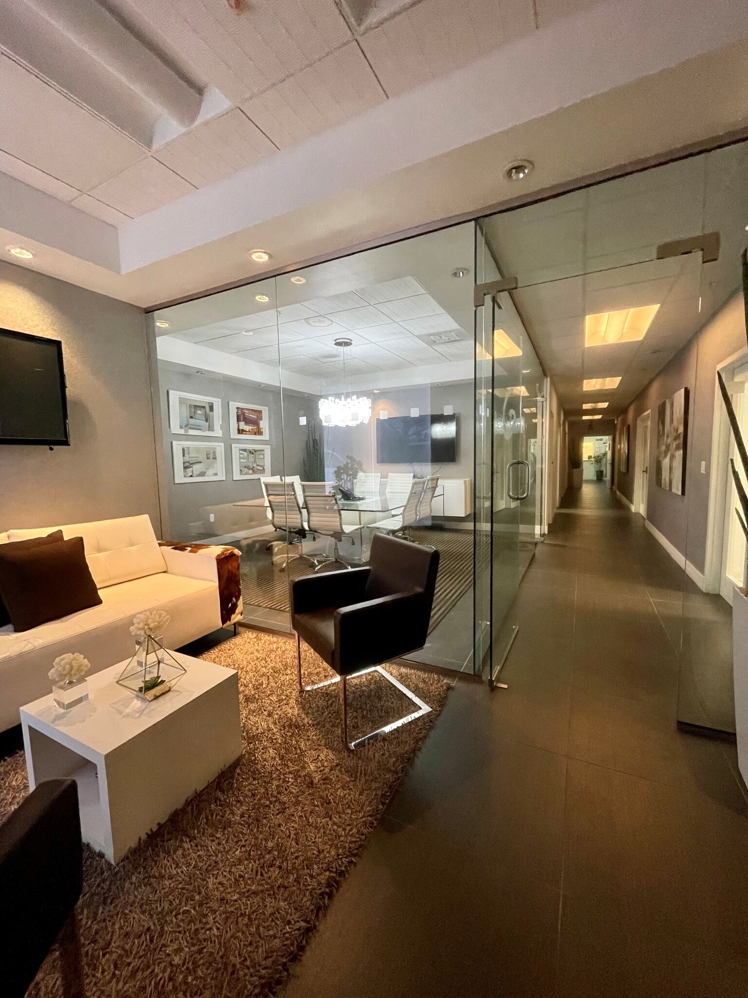 4350-4380 Oakes Rd, Davie, FL à louer Photo intérieure- Image 1 de 8