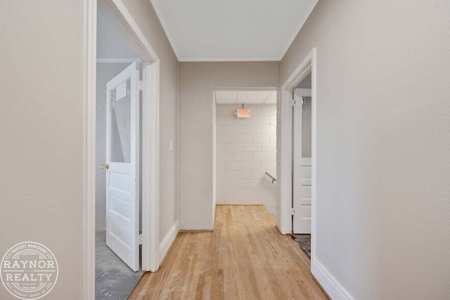 608-620 Bickett Blvd, Louisburg, NC à louer - Photo intérieure - Image 3 de 8